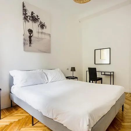 Luxury 4 Bedrooms Apartments Close To Duomo Milan Exterior photo