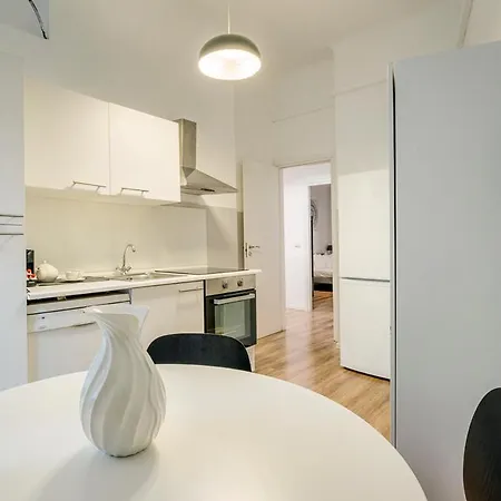 Luxury 4 Bedrooms Apartments Close To Duomo Milan Exterior photo