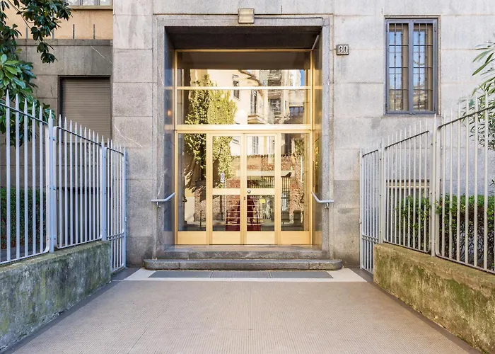 Luxury 4 Bedrooms Apartments Close To Duomo